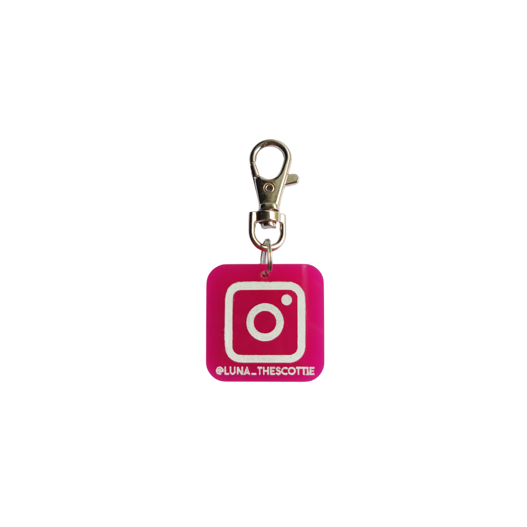 Placa ID Instafamous